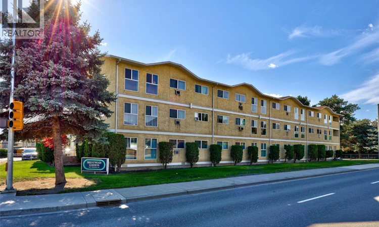 106-1525 Tranquille Road