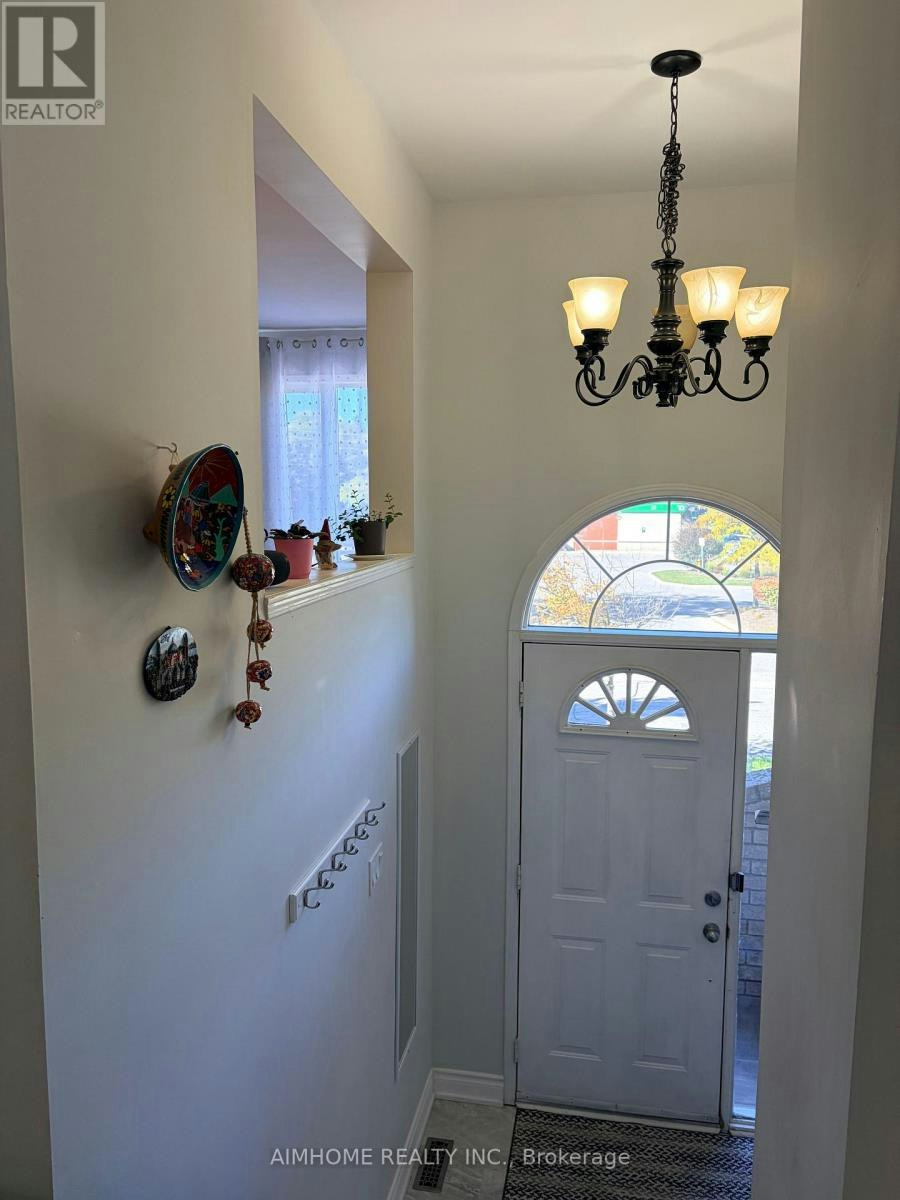 131 Bridlepath Street, Richmond Hill, ON, L4S 1R9 - 3