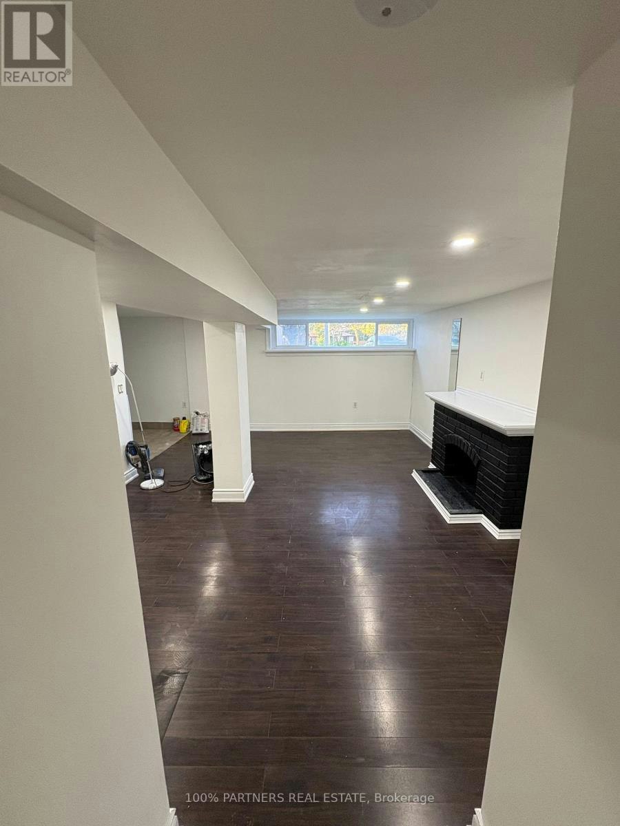 BSMT-68 Marlin Court, Newmarket, ON, L3Y 2W8 - 13