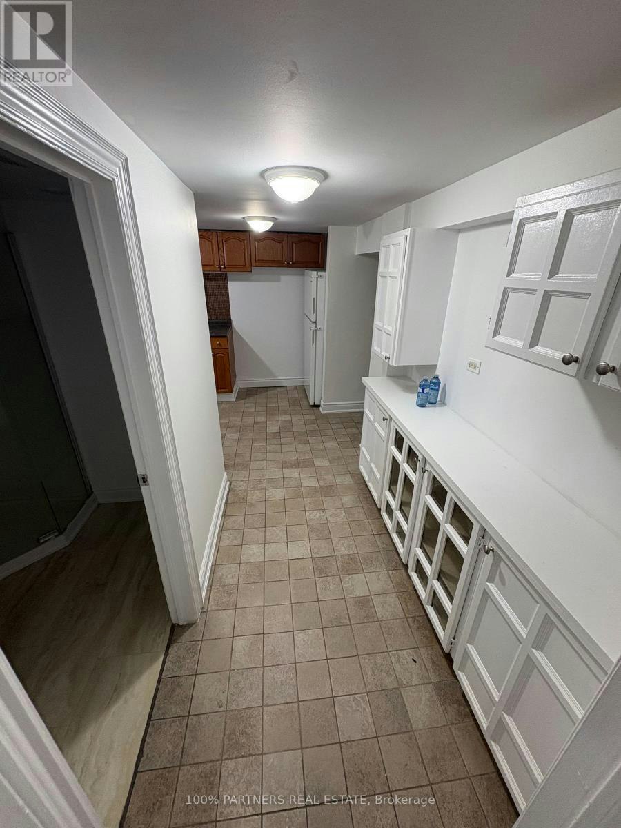 BSMT-68 Marlin Court, Newmarket, ON, L3Y 2W8 - 4