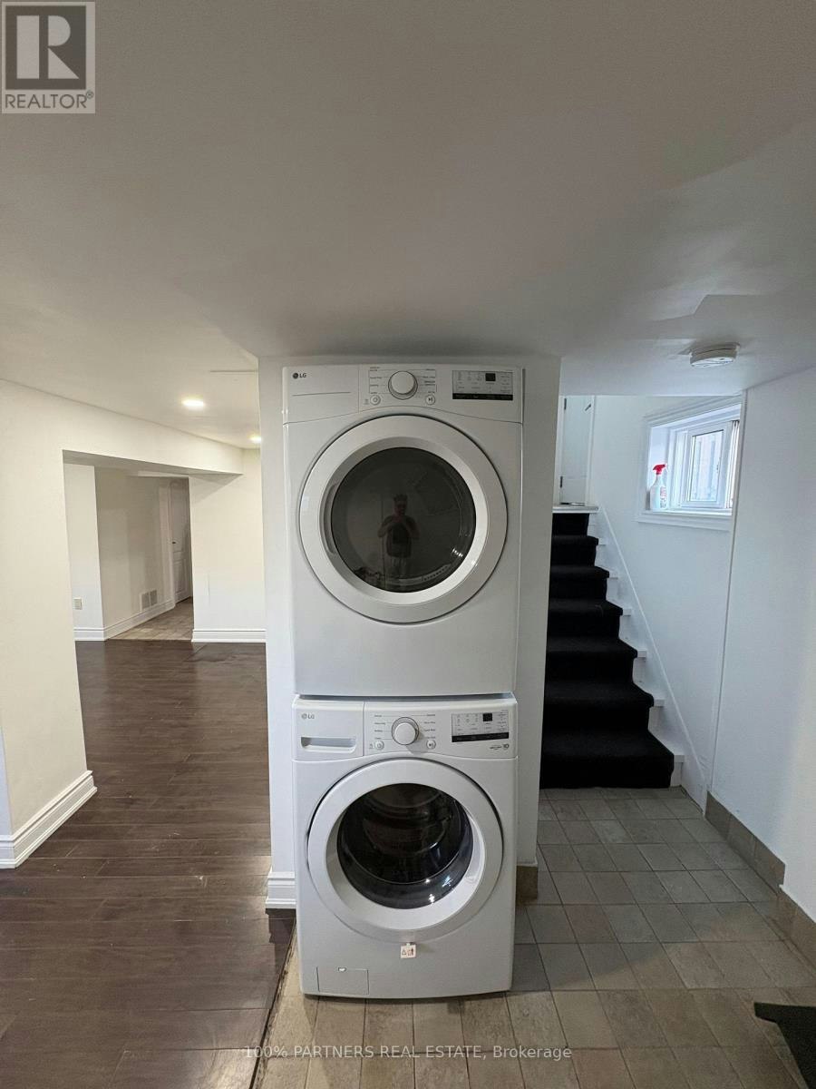 BSMT-68 Marlin Court, Newmarket, ON, L3Y 2W8 - 12