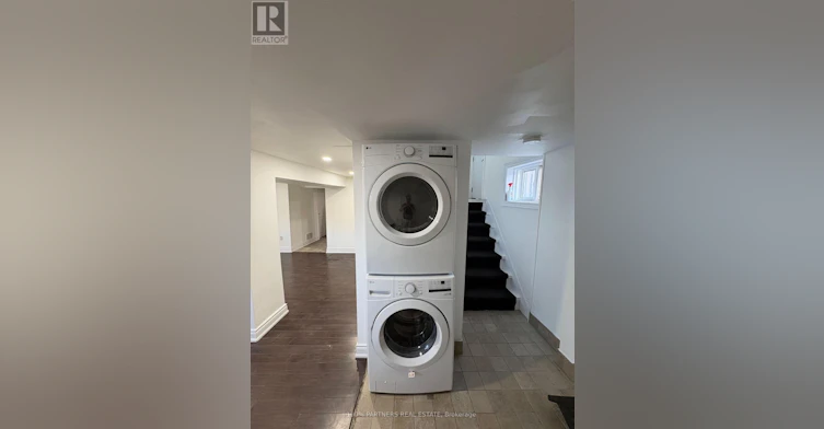 BSMT-68 Marlin Court, Newmarket, ON, L3Y 2W8 - 12