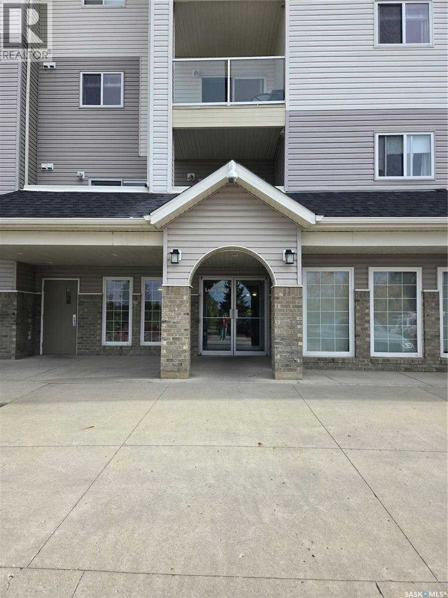 418-303 Lowe Road, Saskatoon, SK, S7S 1P2