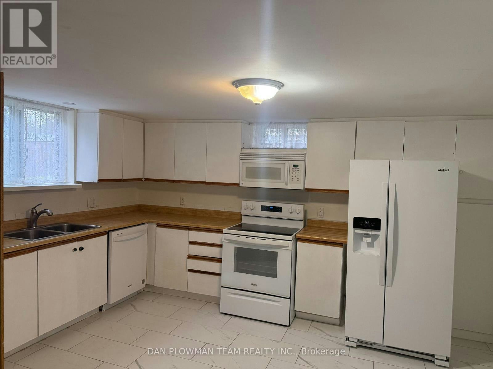BASEMENT-143 Wilson Road N, Oshawa, ON, L1G 6E1
