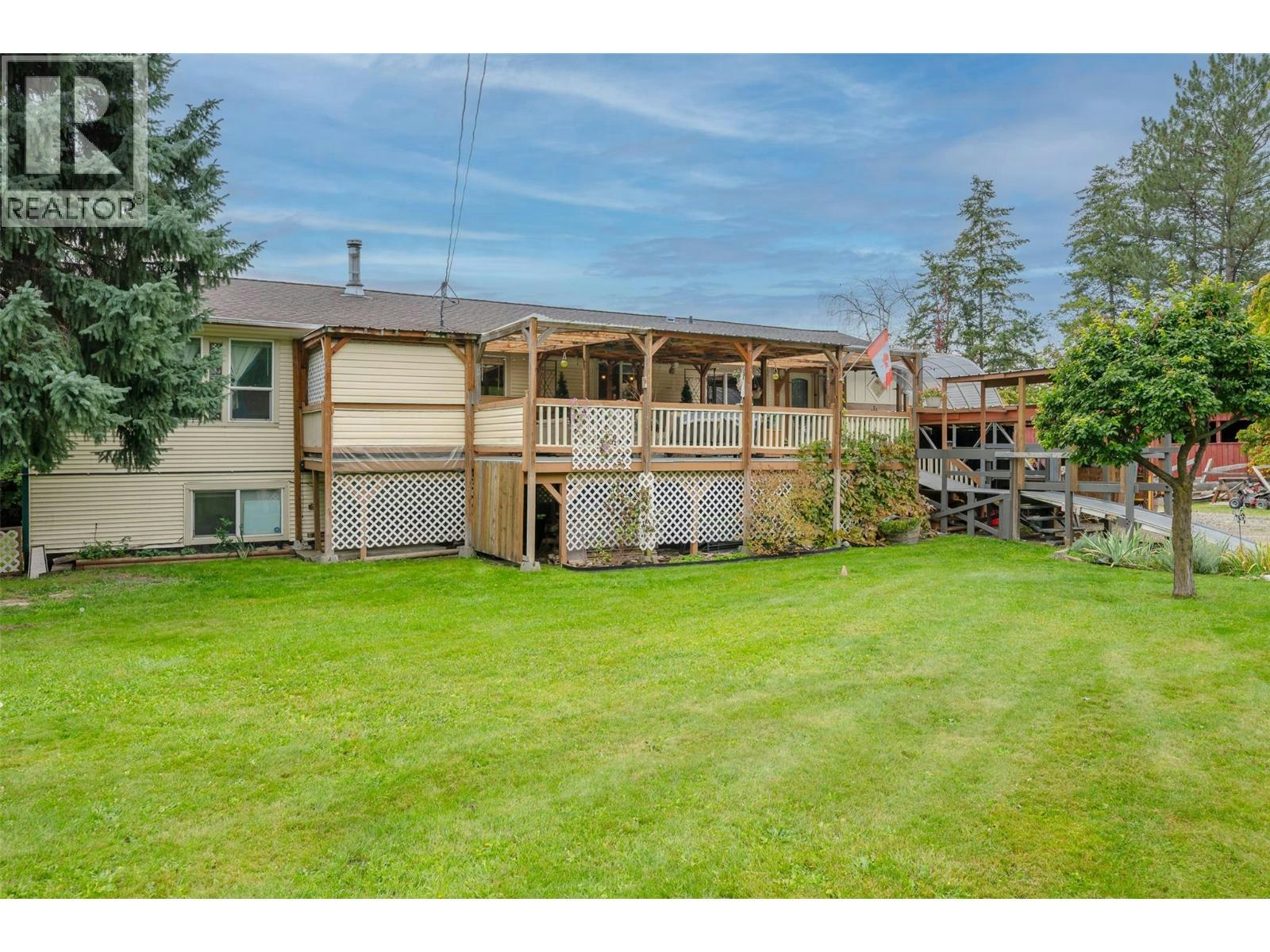 5467 Sawmill Road, Oliver, BC, V0H 1T9