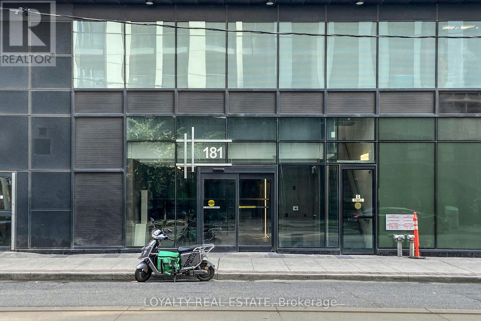 1701-181 Dundas Street E, Toronto, ON, M5A 0N5 - 7