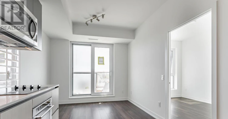 631-150 Logan Avenue, Toronto, ON, M4M 0E4 - 5