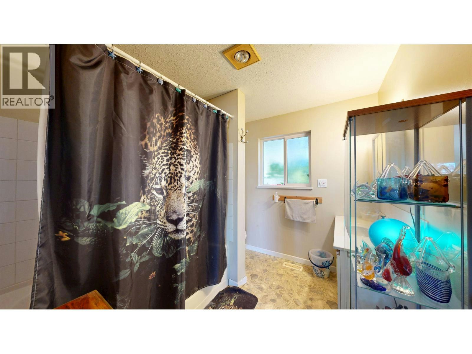 4871 Stewart Road, 108 Mile Ranch, BC, V0K 2Z0 - 10