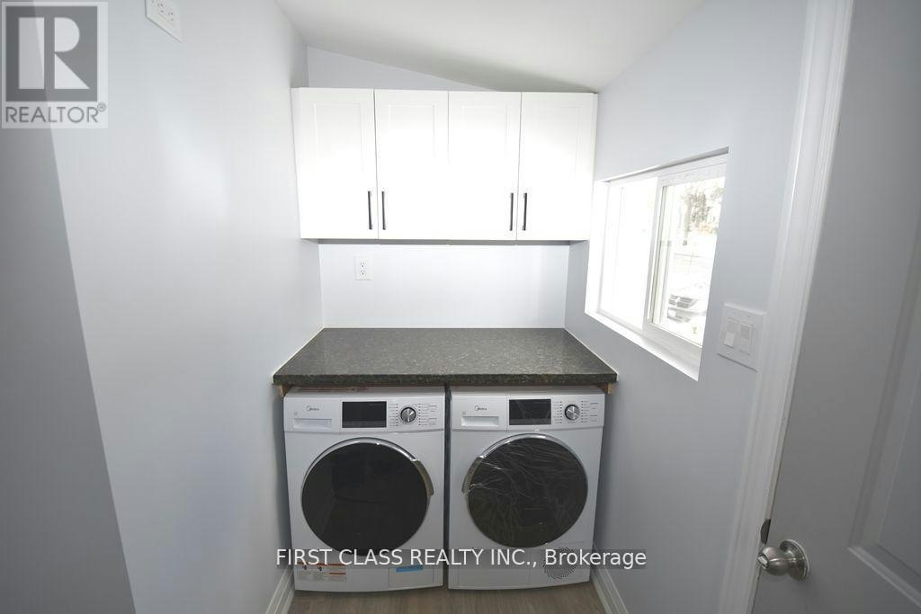 FRONT-319 Senlac Road, Toronto, ON, M2R 1R2 - 2