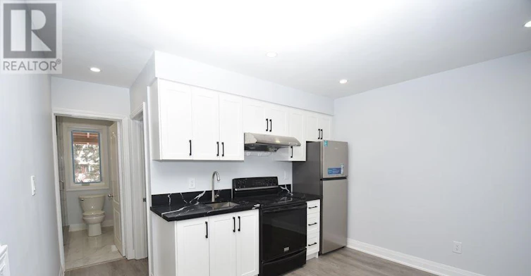 FRONT-319 Senlac Road, Toronto, ON, M2R 1R2 - 4