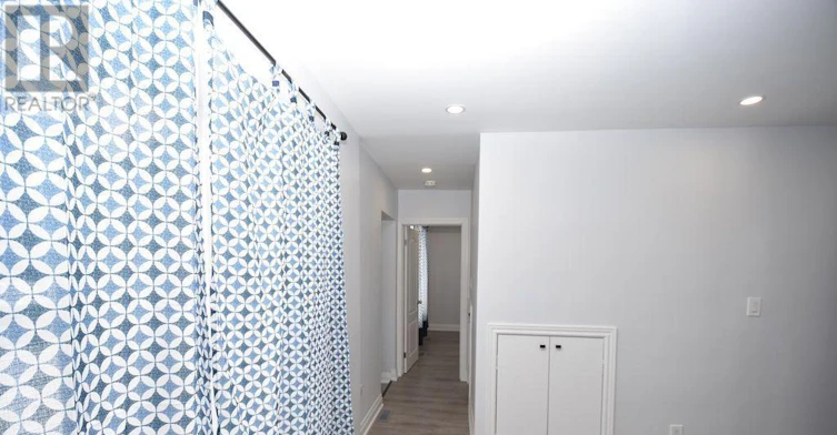 FRONT-319 Senlac Road, Toronto, ON, M2R 1R2 - 8