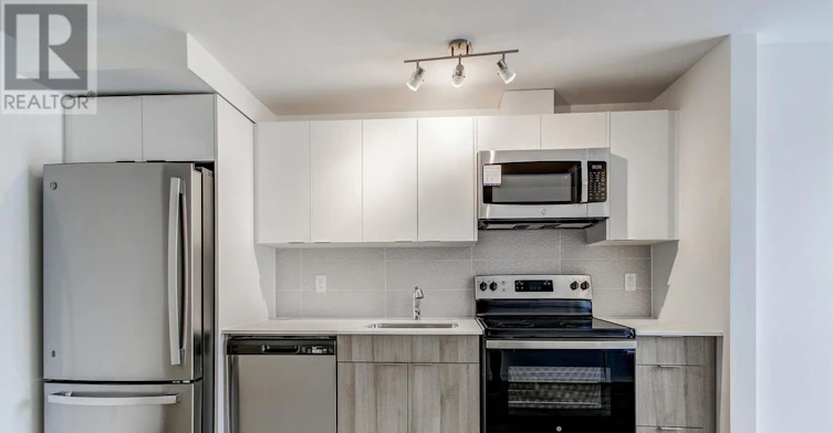 28-3079 Pharmacy Avenue, Toronto, ON, M1T 1H8 - 3