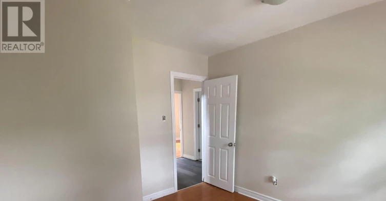 2-5006 Willmott Street, Niagara Falls, ON, L2E 1Z8 - 4