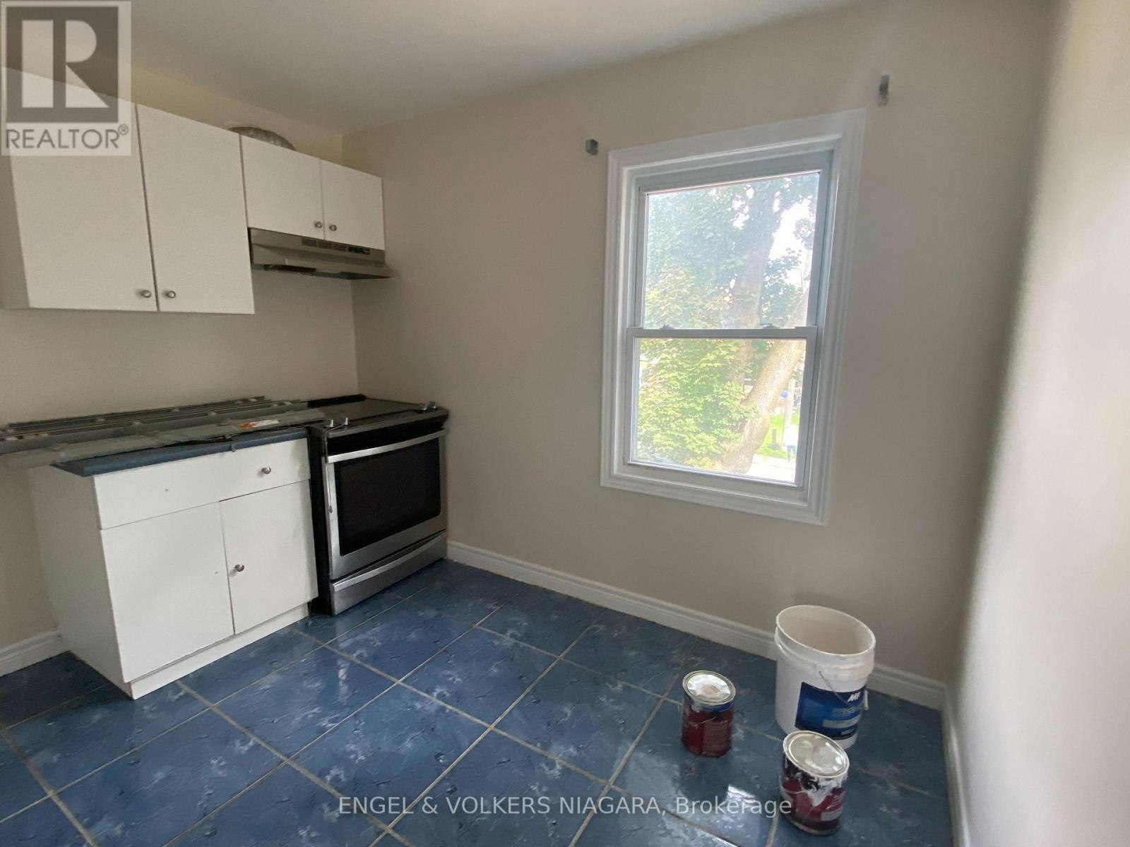 2-5006 Willmott Street, Niagara Falls, ON, L2E 1Z8 - 7