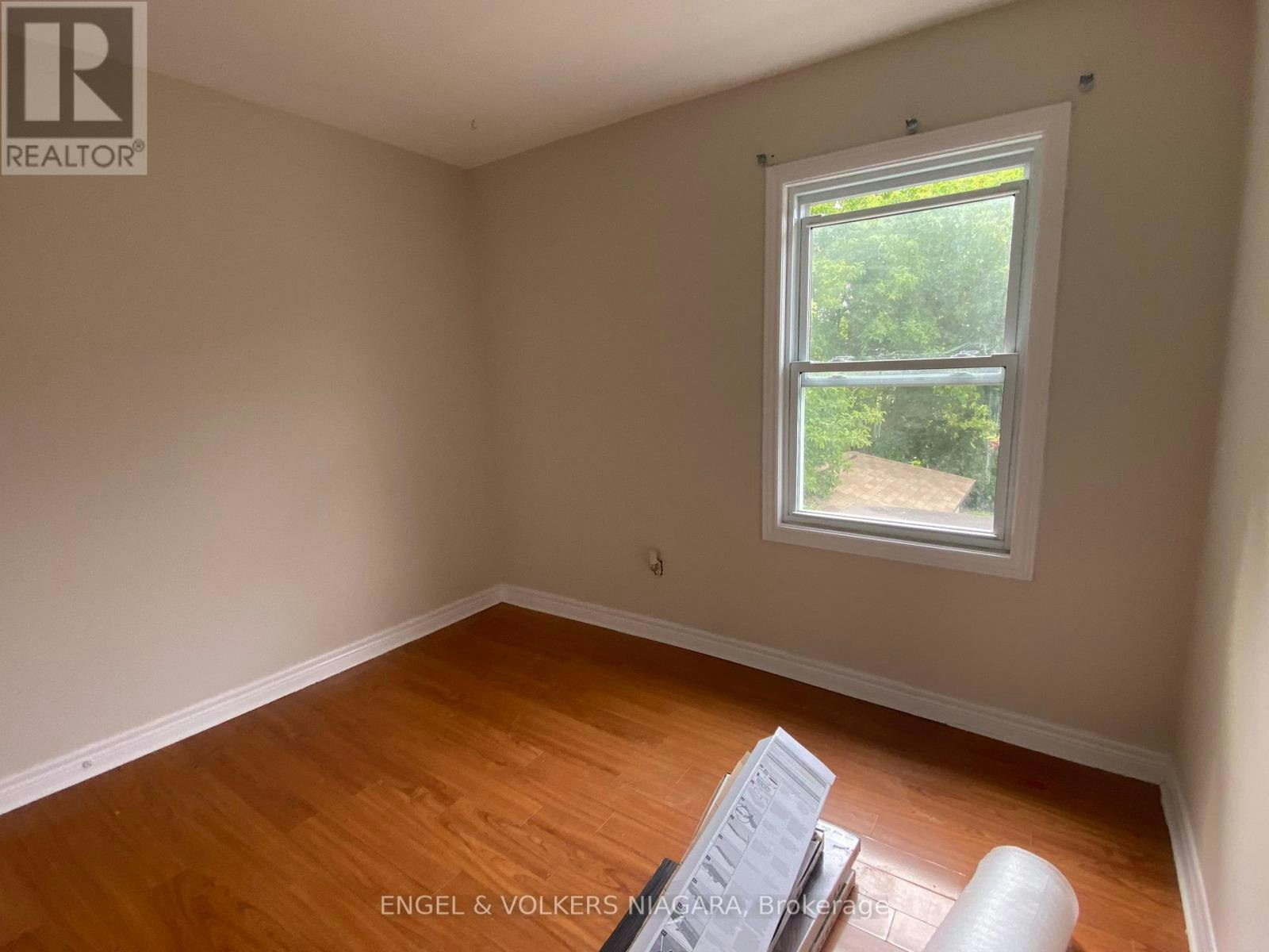 2-5006 Willmott Street, Niagara Falls, ON, L2E 1Z8 - 8