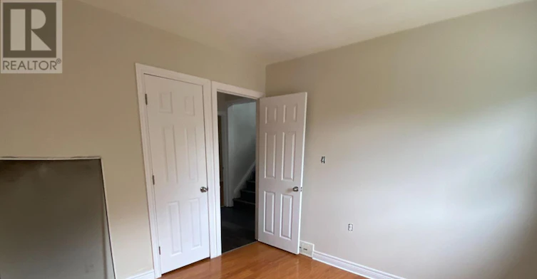 2-5006 Willmott Street, Niagara Falls, ON, L2E 1Z8 - 2