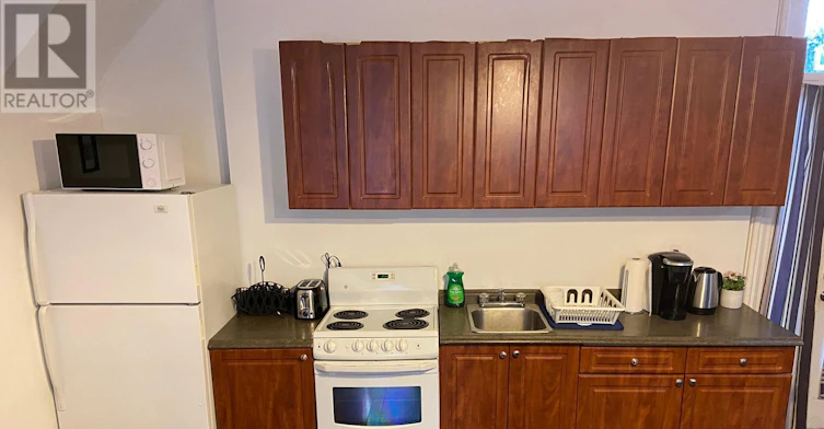 MAIN 1-104 Pembroke Street, Toronto, ON, M5A 2N8 - 4