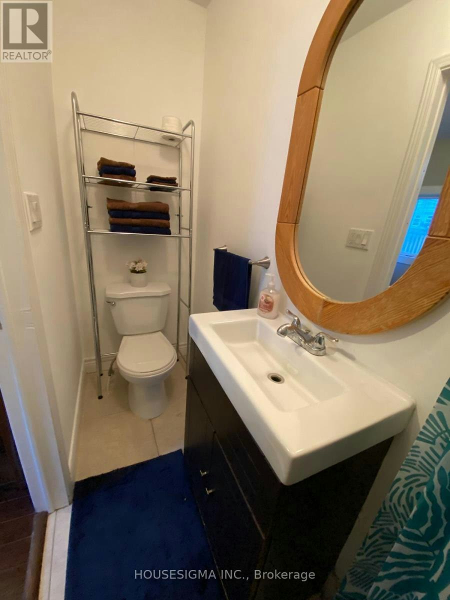 MAIN 1-104 Pembroke Street, Toronto, ON, M5A 2N8 - 11
