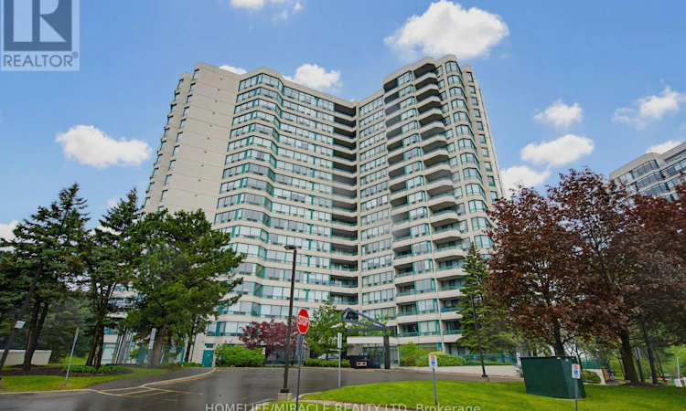 PH211-7250 Yonge Street