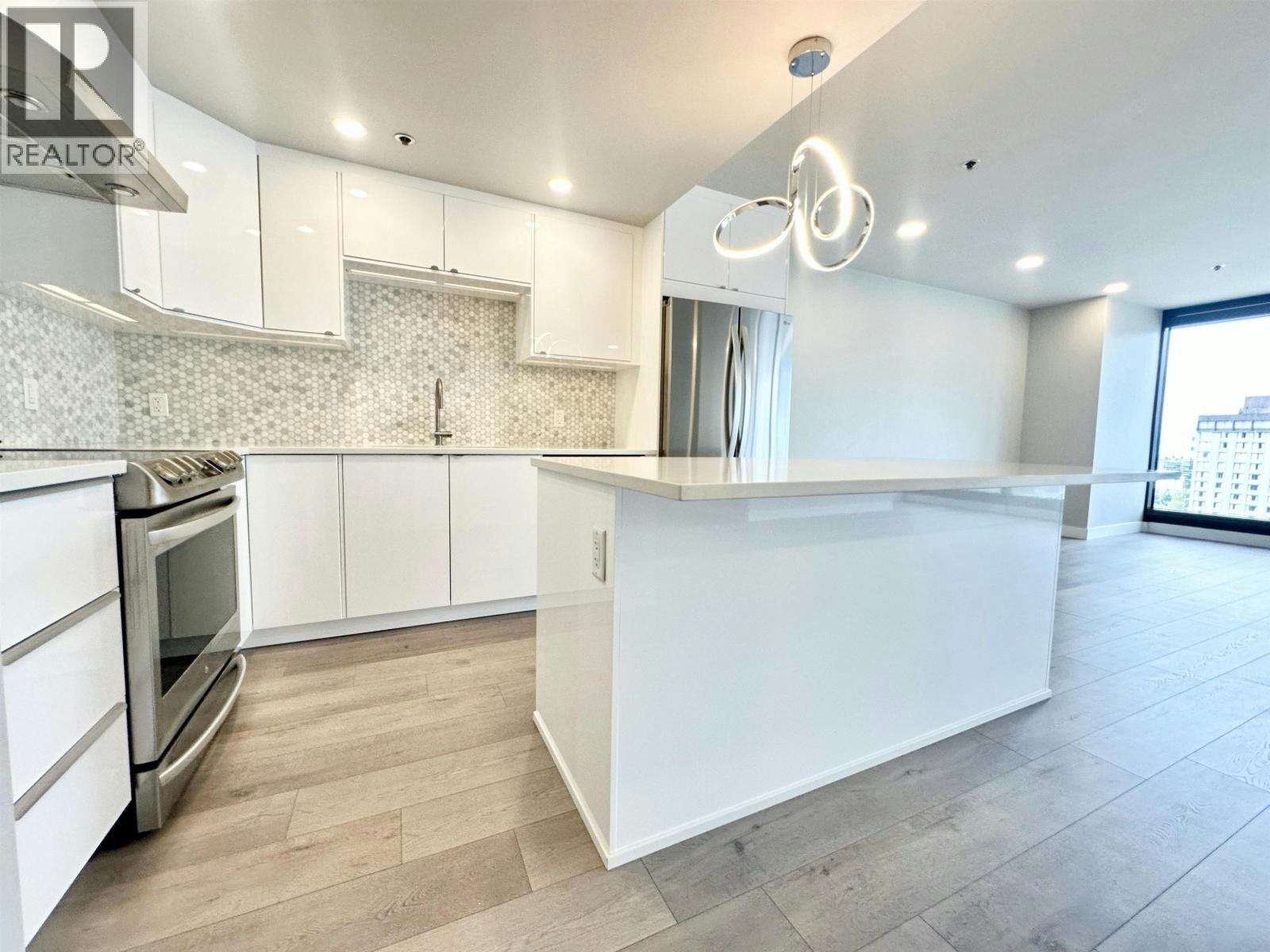 2008-808 Nelson Street, Vancouver, BC, V6Z 1P6 - 2