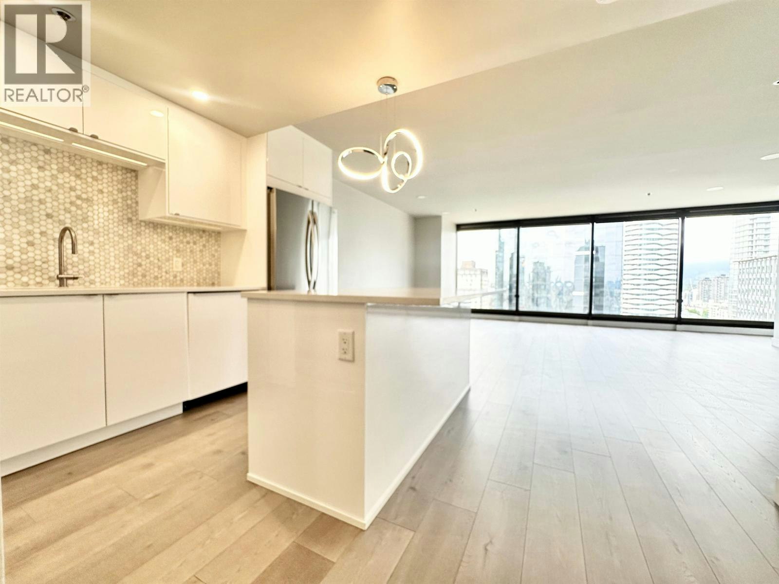 2008-808 Nelson Street, Vancouver, BC, V6Z 1P6