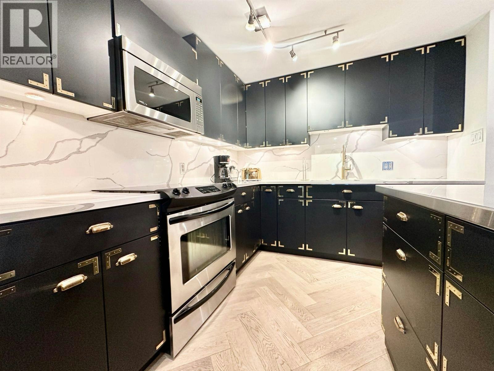 5-4-550 Beatty Street, Vancouver, BC, V6B 2L3 - 11