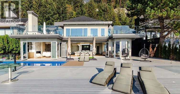 13 Ocean Point Drive, Vancouver, BC, V7W 3G7 - 9