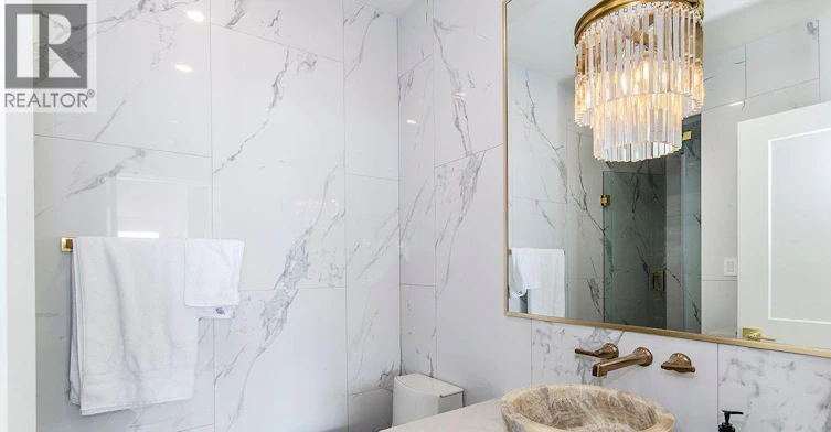 13 Ocean Point Drive, Vancouver, BC, V7W 3G7 - 24