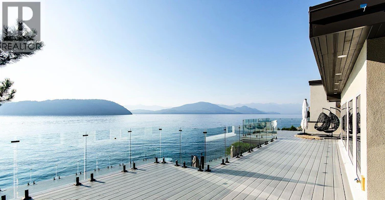 13 Ocean Point Drive, Vancouver, BC, V7W 3G7 - 4