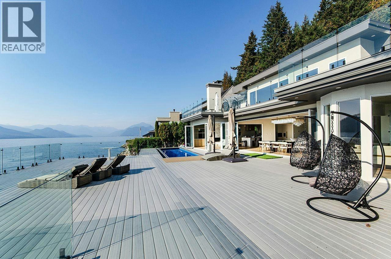 13 Ocean Point Drive, Vancouver, BC, V7W 3G7 - 17