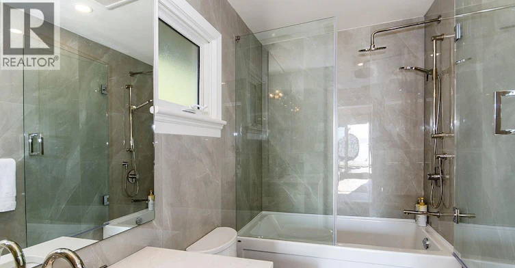 13 Ocean Point Drive, Vancouver, BC, V7W 3G7 - 19