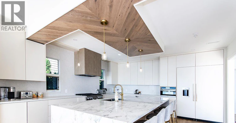 13 Ocean Point Drive, Vancouver, BC, V7W 3G7 - 2