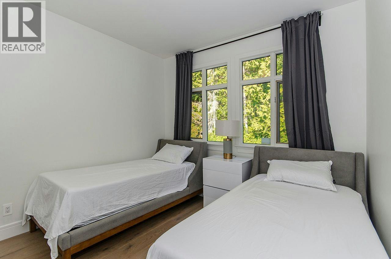 13 Ocean Point Drive, Vancouver, BC, V7W 3G7 - 22