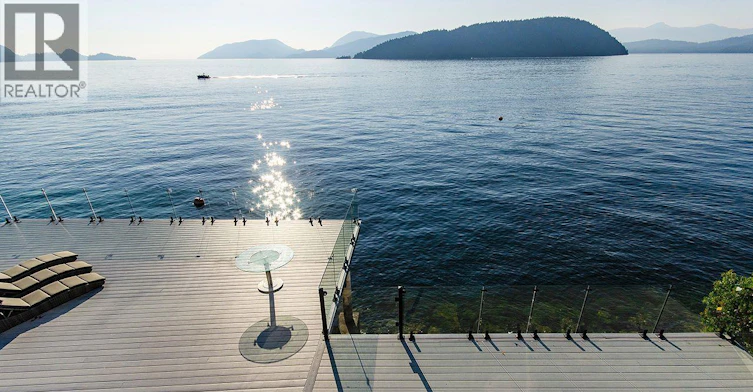 13 Ocean Point Drive, Vancouver, BC, V7W 3G7 - 13