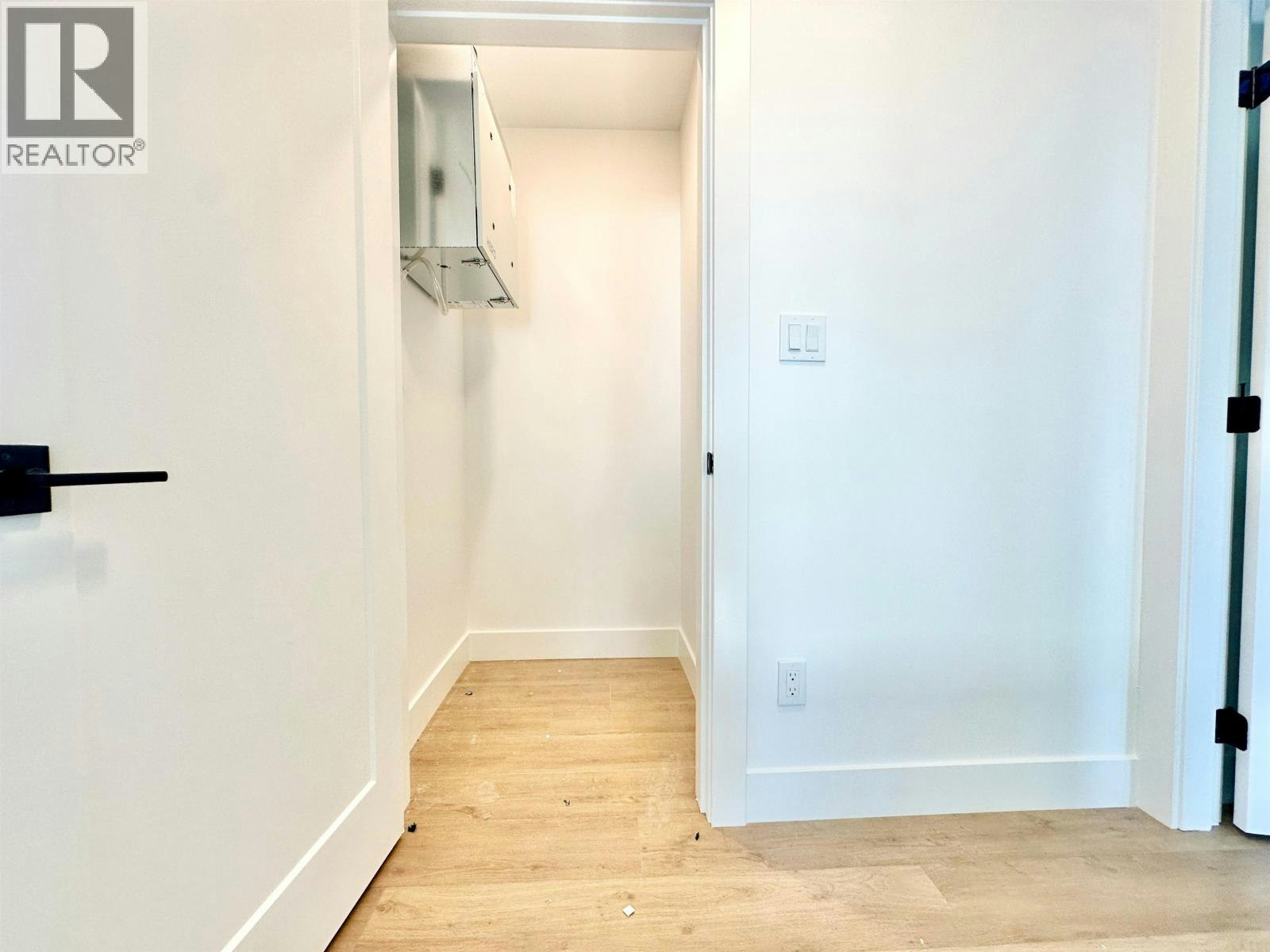 3873 Napier Street, Burnaby, BC, V5C 3E6 - 24