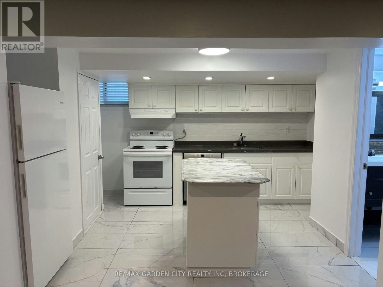 LOWER-44 Valencourt Drive, Welland, ON, L3C 1M8 - 5