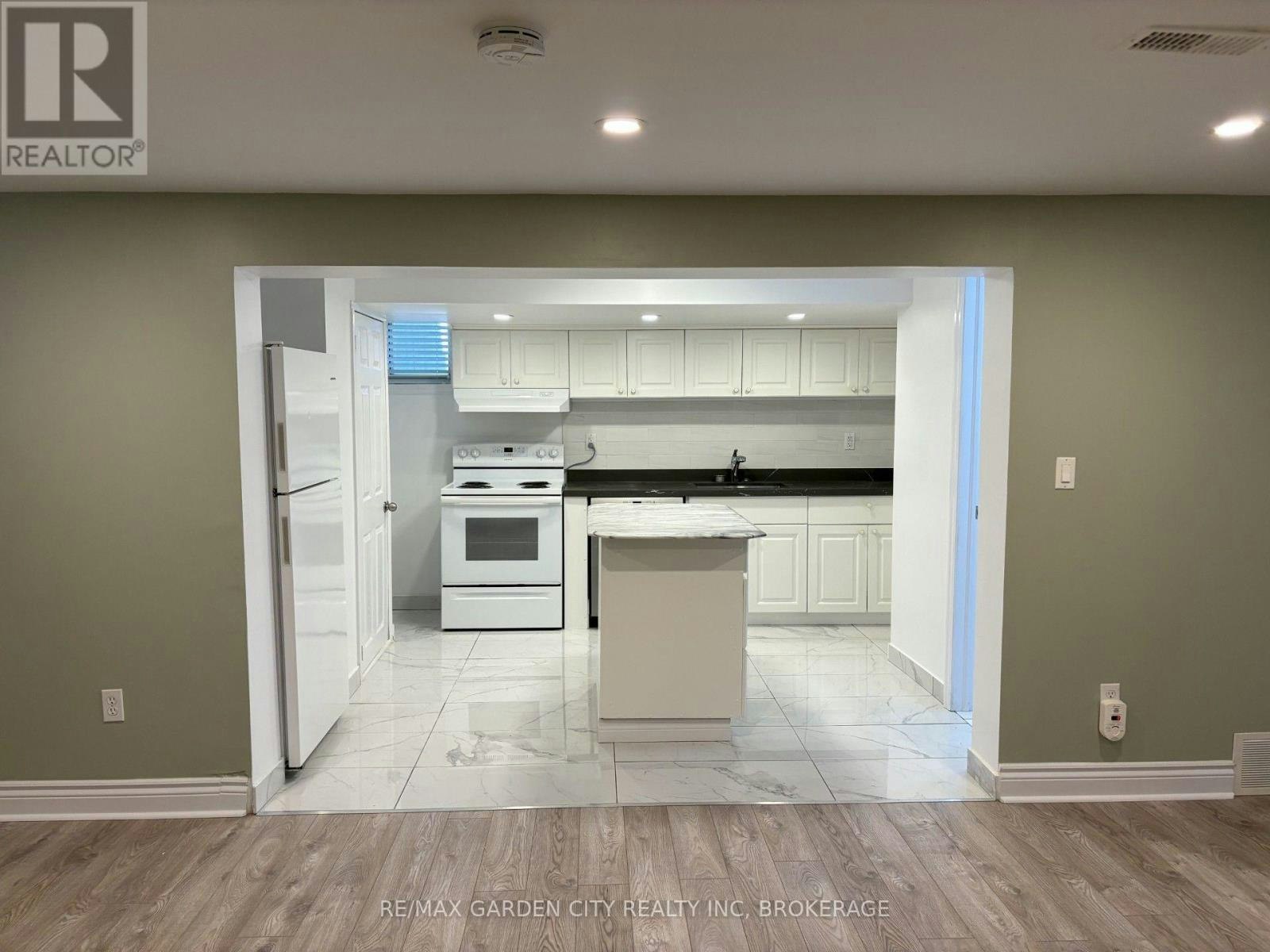 LOWER-44 Valencourt Drive, Welland, ON, L3C 1M8 - 4