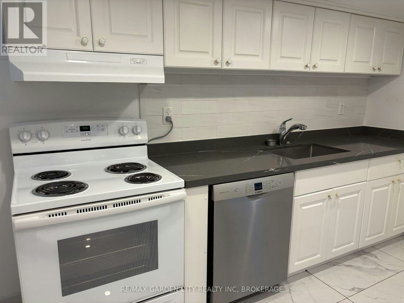 LOWER-44 Valencourt Drive, Welland, ON, L3C 1M8 - 9