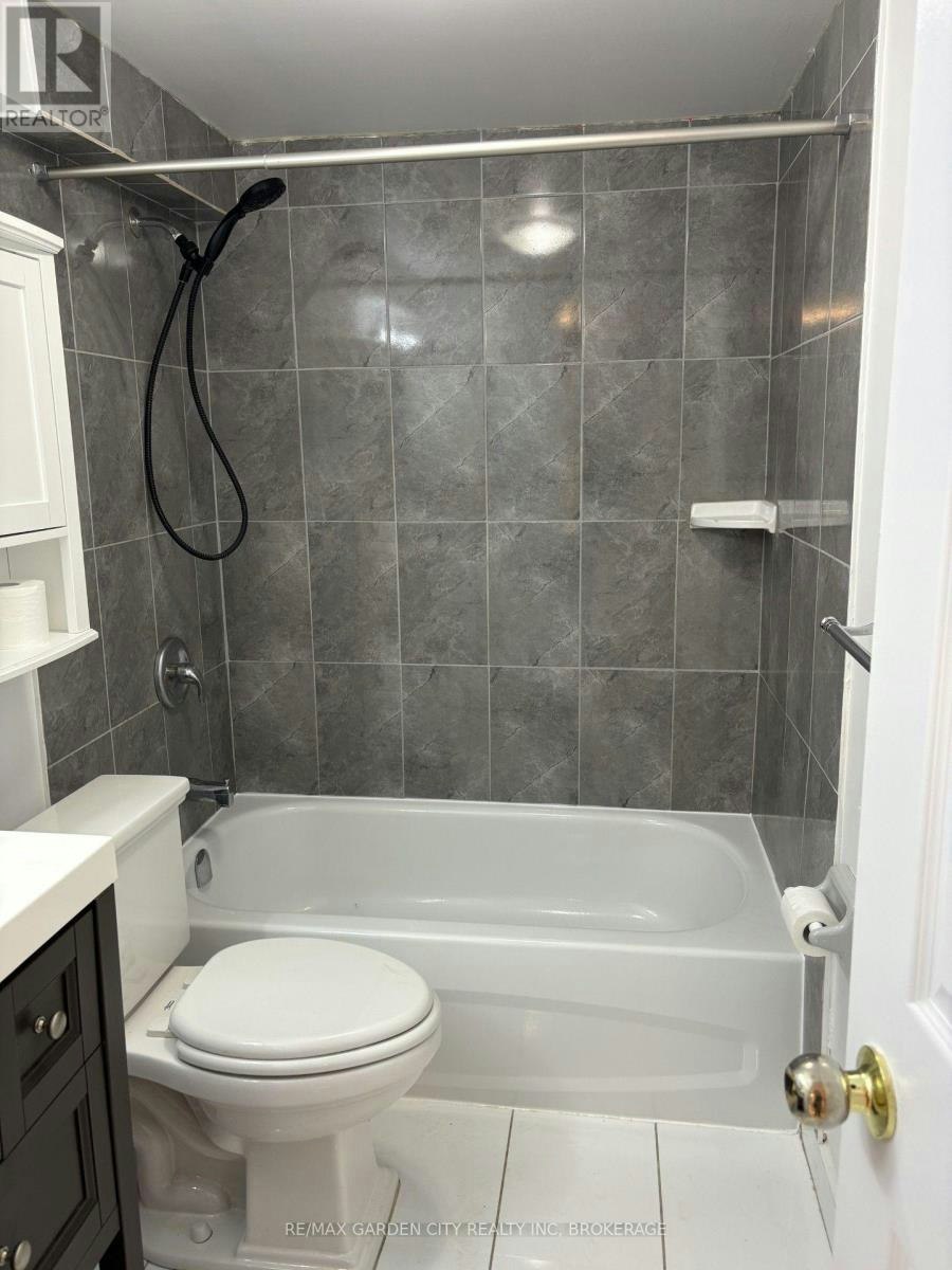 LOWER-44 Valencourt Drive, Welland, ON, L3C 1M8 - 12