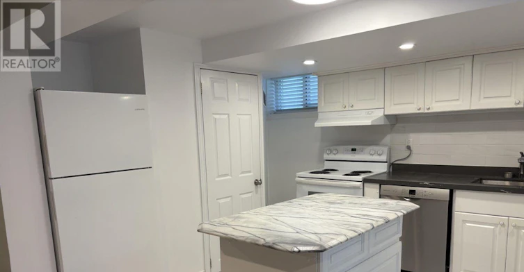 LOWER-44 Valencourt Drive, Welland, ON, L3C 1M8 - 8