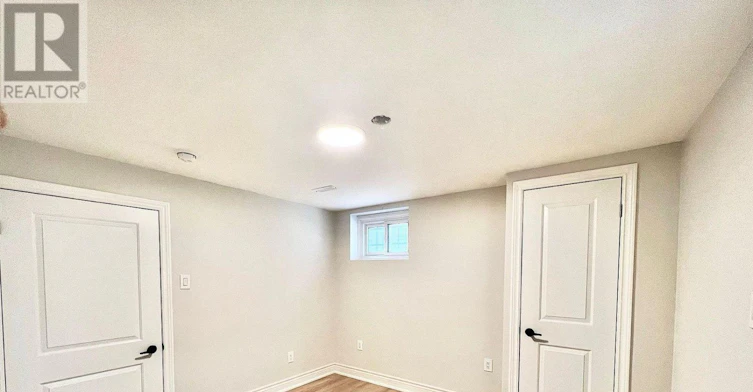 65 Dewlane Drive W, Toronto, ON, M2R 2P9 - 4