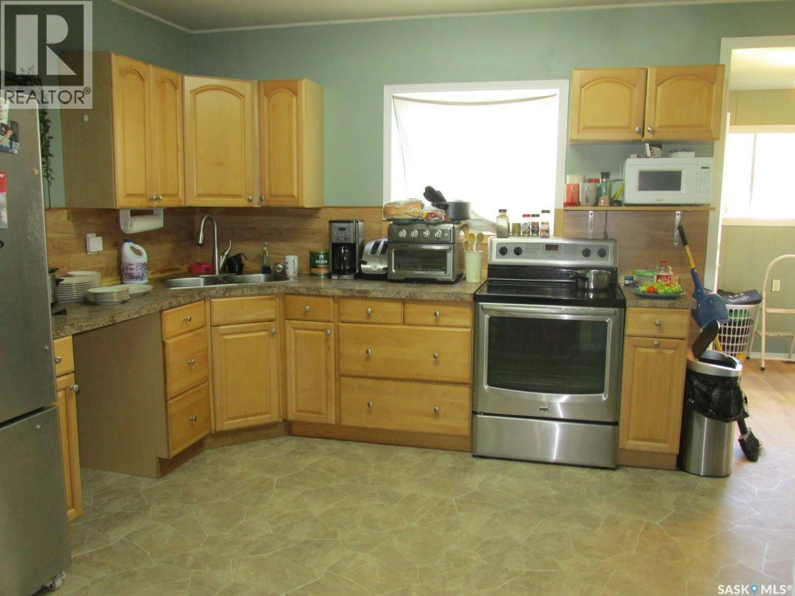221 1st Street E, Nipawin, SK, S0E 1E0