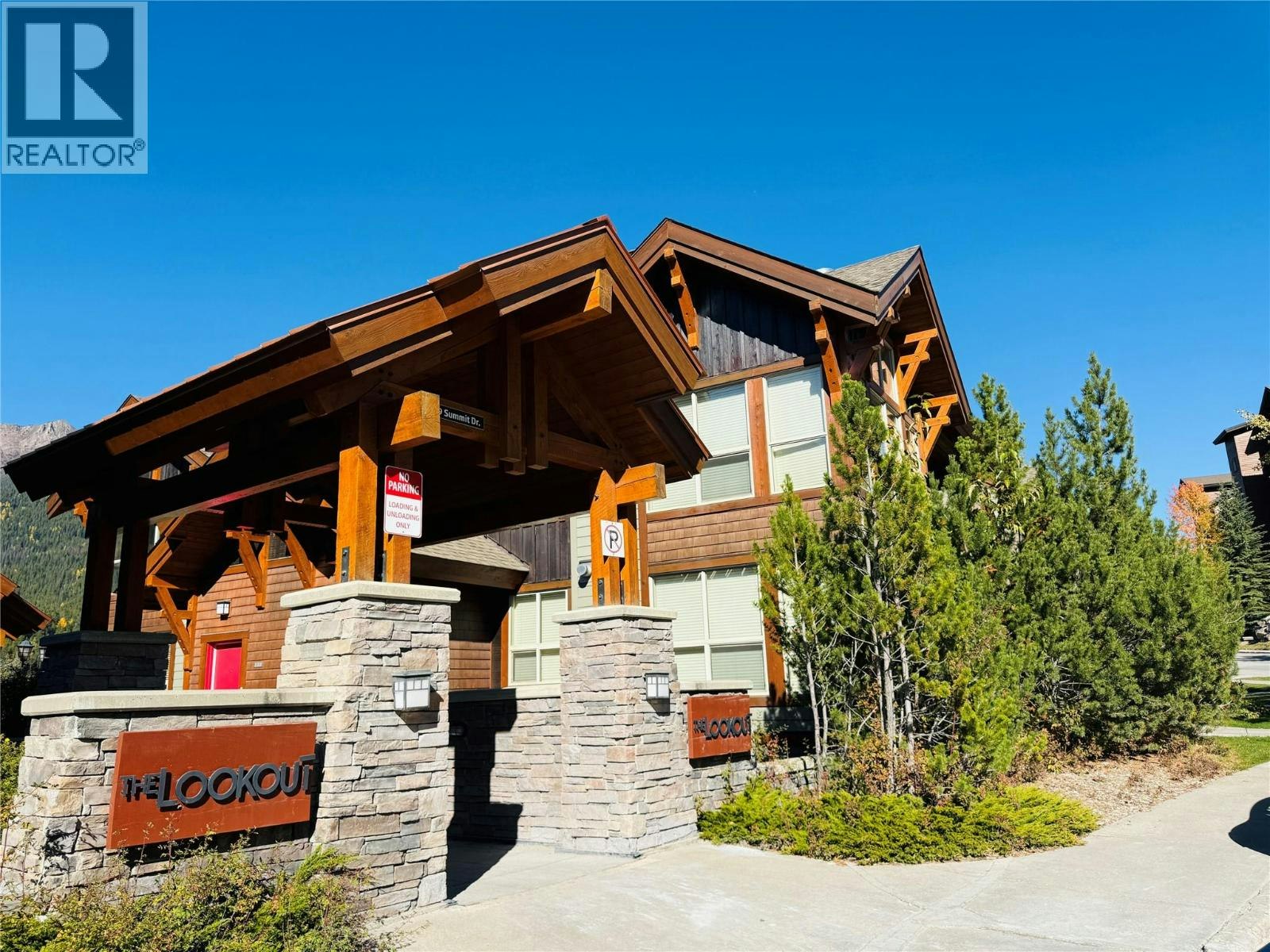 215 D-2049 Summit Drive, Panorama, BC, V0A 1T0