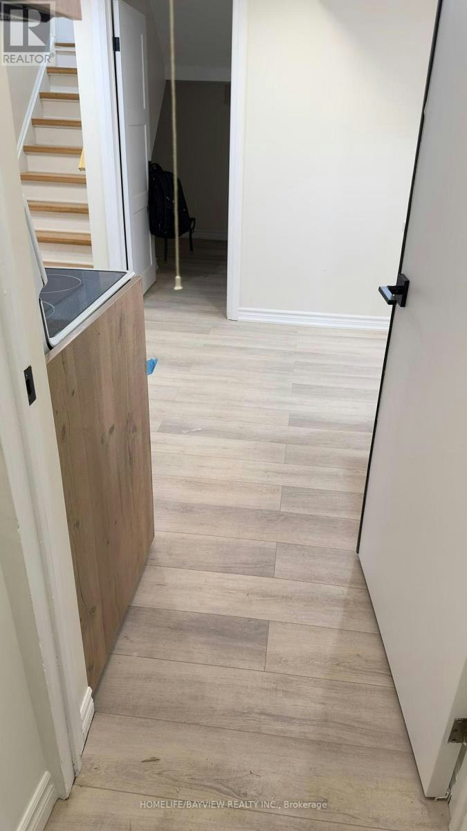 LOWER UNIT/BASEMENT-128 Adam Place, Newmarket, ON, L3Y 8C4 - 13