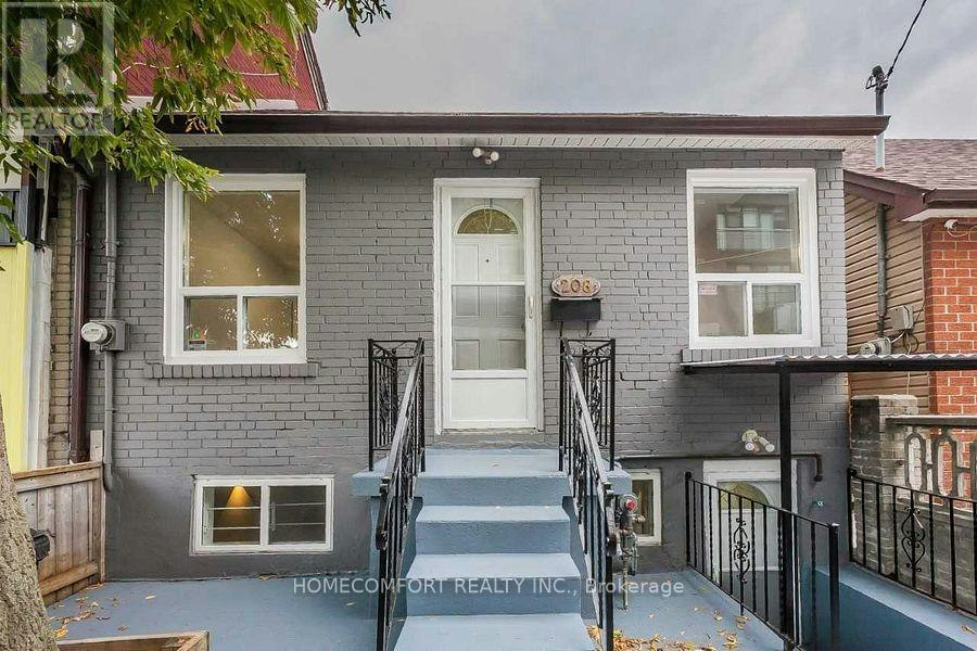 208 Manning Avenue, Toronto, ON, M6J 2K7