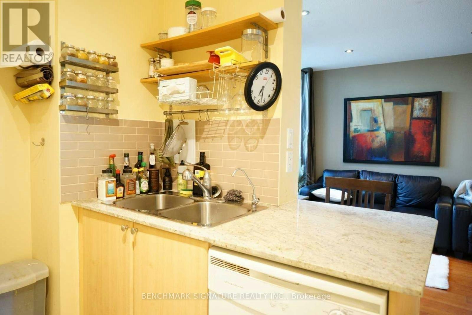 3102-763 Bay Street, Toronto, ON, M5G 2R3 - 6