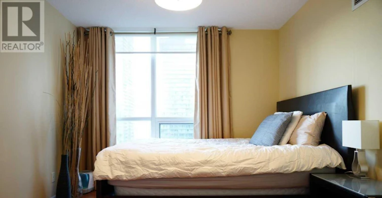 3102-763 Bay Street, Toronto, ON, M5G 2R3 - 9