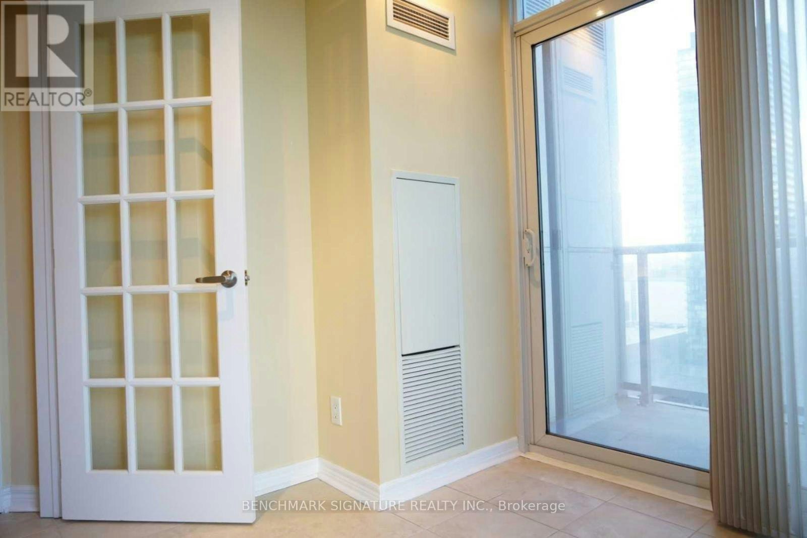 3102-763 Bay Street, Toronto, ON, M5G 2R3 - 11
