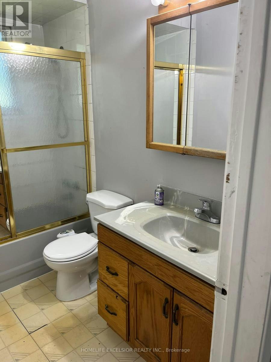 MAIN-188 Confederation Drive, Toronto, ON, M1G 1B1 - 17