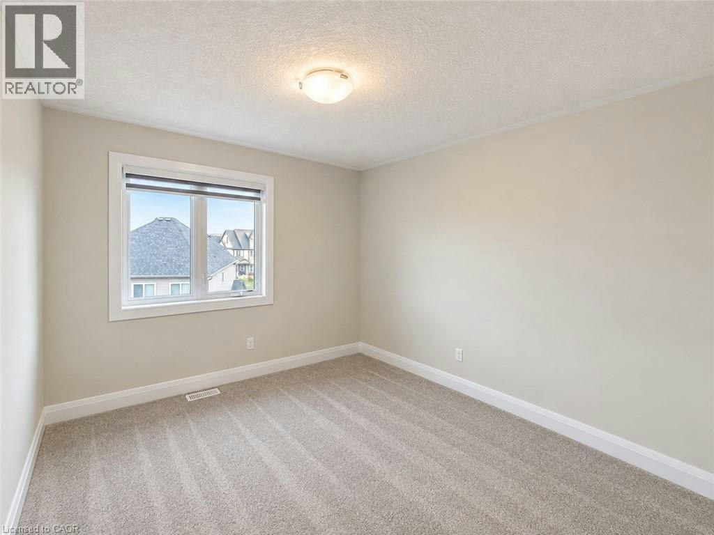 302 Chokecherry Crescent, Waterloo, ON, N2V 0H1 - 13